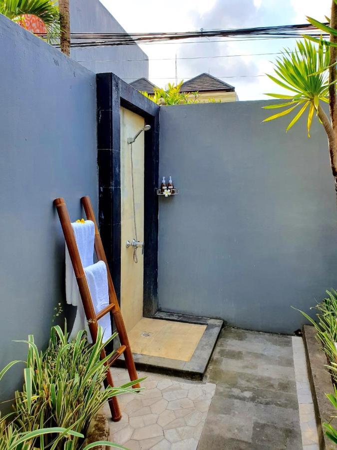 Villa Davenny Seminyak Esterno foto